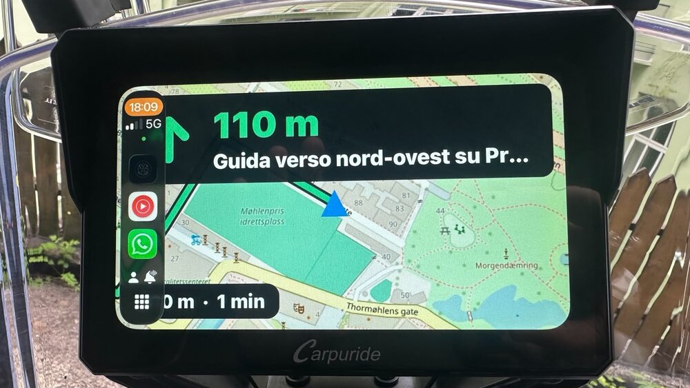Turn arrow on the motorcycle display